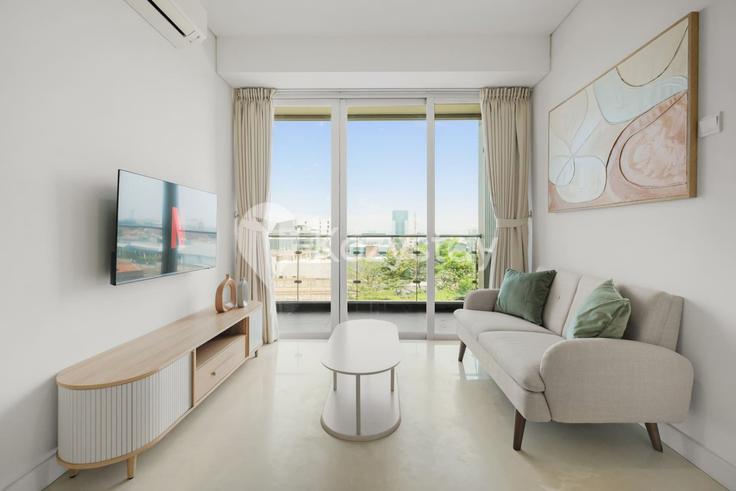 Building Jalan Industri - kozystay-1 - 1627733 adresindeki bir dairede modern mobilyalarla zarif bir şekilde tasarlanmış oturma odası Cicendo, Bandung City