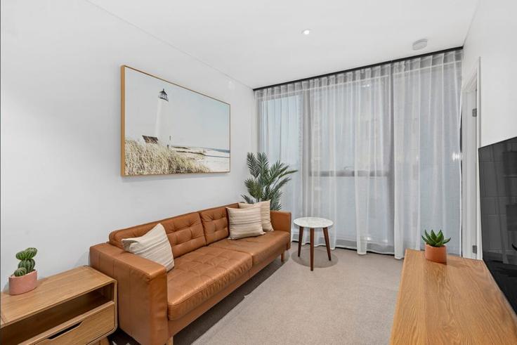 Building Margaret Street - lane-property - 1318577 adresindeki bir dairede modern mobilyalarla zarif bir şekilde tasarlanmış oturma odası Brisbane City, Brisbane