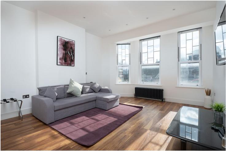 London Borough of Haringey, London에 위치한 Building Muswell Hill Broadway - lb73-management - 1330200 아파트의 세련된 인테리어가 돋보이는 거실