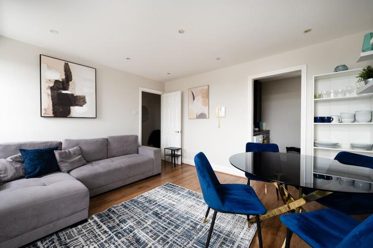 London Borough of Camden, London에 위치한 Building Queens Crescent - lb73-management - 1330214 유닛의 세련된 인테리어가 돋보이는 거실