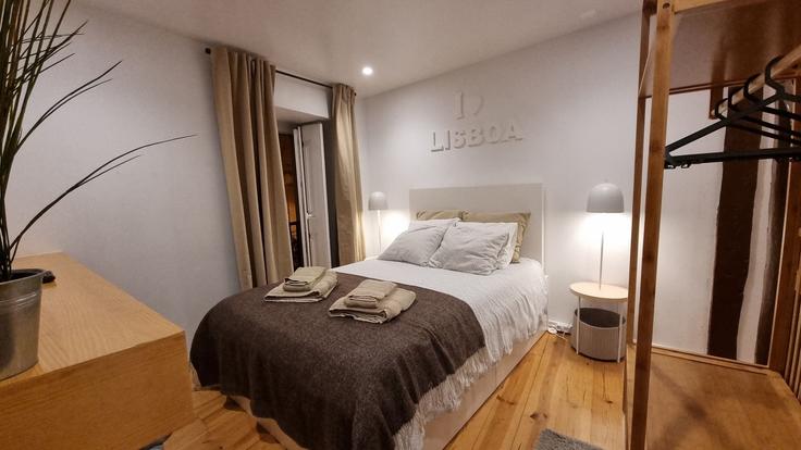 1 quarto mobiliado em apartamentos em Travessa do Rosário de Santa Clara 19 1507480P, São Vicente, Lisbon, foto 1