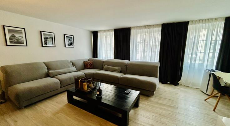 District 1, Zurich에 위치한 Building In Gassen - lebijou-apart-hotel - 1580674 유닛의 세련된 인테리어가 돋보이는 거실