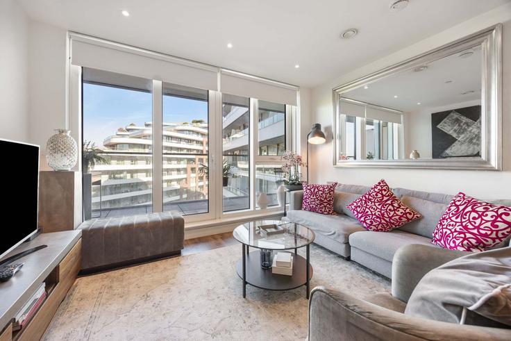 Elegantly designed living room with modern furnishings in an apartment at Building Queenstown Road - let-club-ltd - 1356450 in London Borough of Wandsworth, London