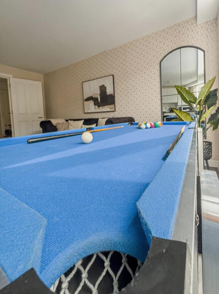 Royal Borough of Greenwich, London 소재 Building Commerell Street - lets-stay-together-ltd - 1272002 유닛에 마련된, 현대적인 가구로 꾸며진 우아한 디자인의 거실