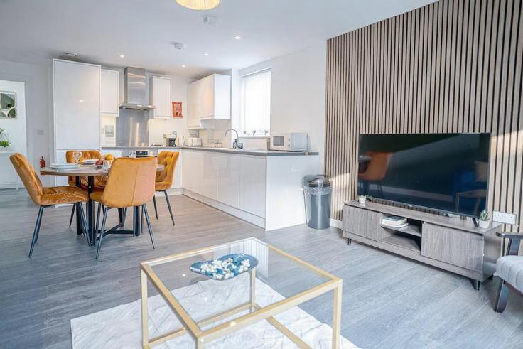 Royal Borough of Greenwich, London 소재 Building A206 - lets-stay-together-ltd - 1271992 유닛에 마련된, 현대적인 가구로 꾸며진 우아한 디자인의 거실