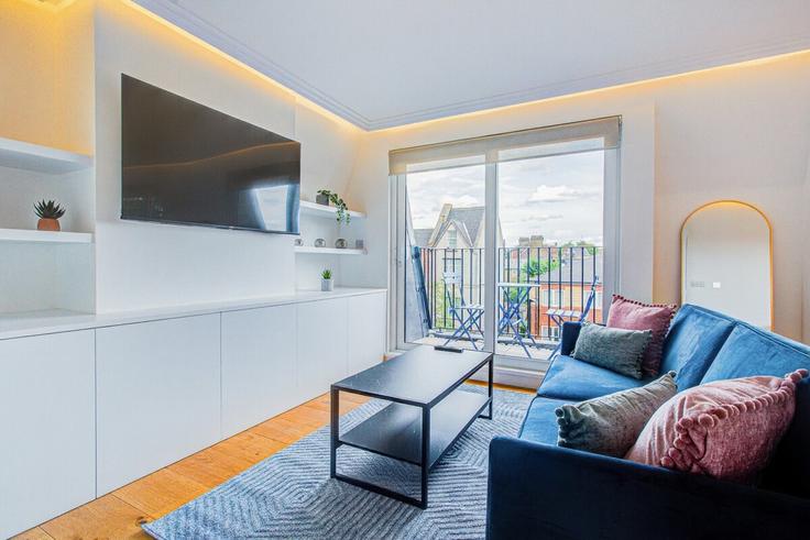 Elegante sala de estar con mobiliario moderno en un apartamento en Building Grafton Road - lets-stay-together-ltd - 1280438 en London Borough of Ealing, London Elegante sala de estar con mobiliario moderno en un apartamento en Building Grafton Road - lets-stay-together-ltd - 1280438 en London Borough of Ealing, London