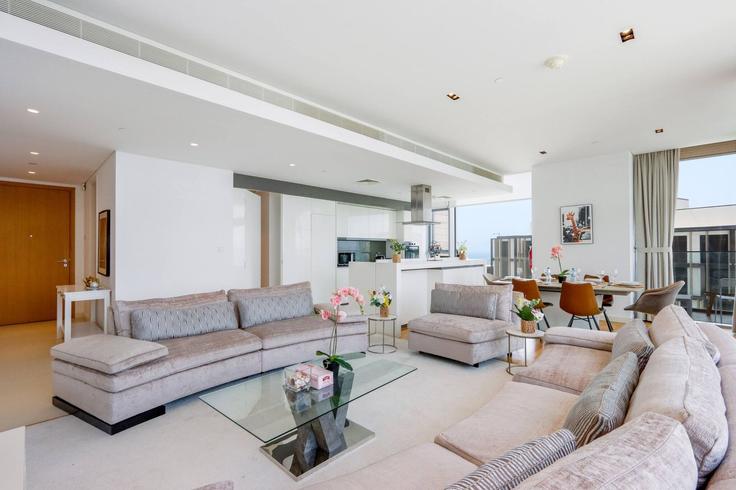 4 quarto mobiliado em apartamentos em Tariaq Bedon Esm 1264899P, Bluewaters Island, Dubai, foto 1