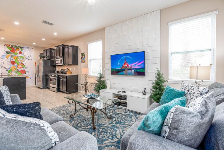 Building Terrasonesta Drive - livly-housing - 1248316 - MCO adresindeki bir dairede modern mobilyalarla zarif bir şekilde tasarlanmış oturma odası Davenport, Davenport Building Terrasonesta Drive - livly-housing - 1248316 - MCO adresindeki bir dairede modern mobilyalarla zarif bir şekilde tasarlanmış oturma odası Davenport, Davenport