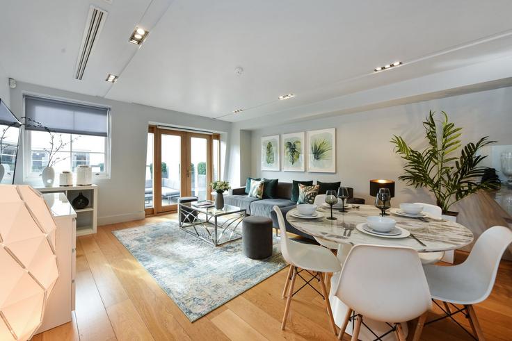 LondonCity of Westminster의 Albemarle Street(1262781P)에 위치한 2베드룸 풀퍼니시드 아파트 - 사진1 LondonCity of Westminster의 Albemarle Street(1262781P)에 위치한 2베드룸 풀퍼니시드 아파트 - 사진1