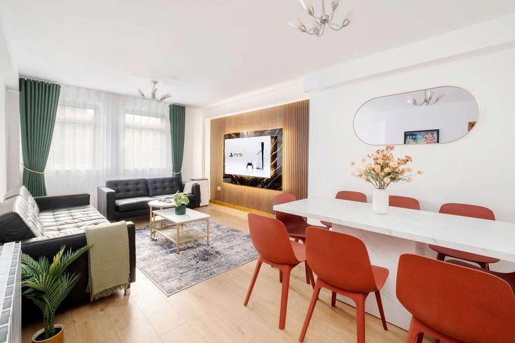Salle de séjour élégante avec mobilier moderne dans un appartement à Building Edgware Road - londoners - 1359601 à City of Westminster, London