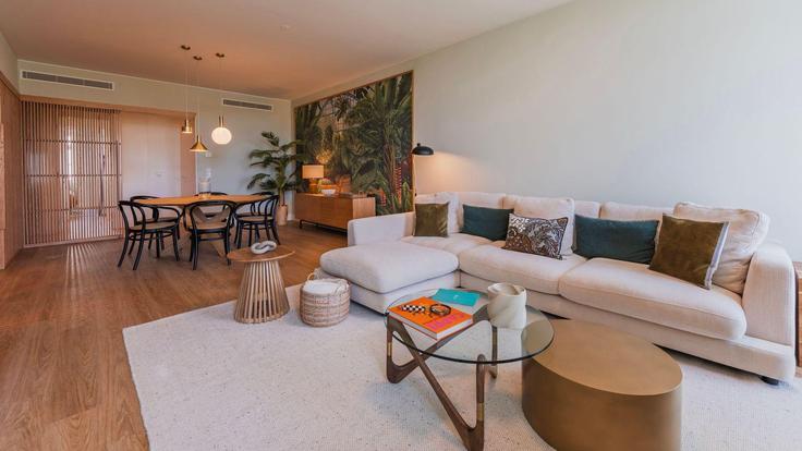 Building Praça Dom Luís I - lovelystay - 1321360 adresindeki bir dairede modern mobilyalarla zarif bir şekilde tasarlanmış oturma odası Misericórdia, Lisbon Building Praça Dom Luís I - lovelystay - 1321360 adresindeki bir dairede modern mobilyalarla zarif bir şekilde tasarlanmış oturma odası Misericórdia, Lisbon