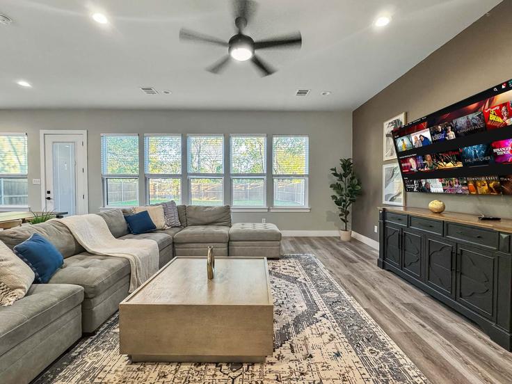 Dallas, Dallas 소재 Building Pennsylvania Avenue - luxora - 1285548 - DFW 유닛에 마련된, 현대적인 가구로 꾸며진 우아한 디자인의 거실