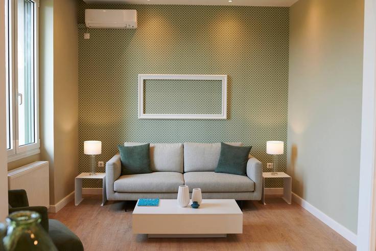 Salle de séjour élégante avec mobilier moderne dans un appartement à Building Meletiou Piga - ma-maison-yr - 1373809 à Central Athens, Athens