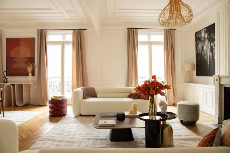 6th arrondissement, Paris에 위치한 Building Rue de Rennes - madeforyouhostaway - 1471314 유닛의 세련된 인테리어가 돋보이는 거실