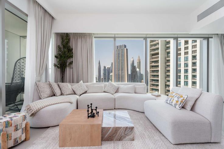 Elegantly designed living room with modern furnishings in an apartment at Building Tariaq Bedon Esm - majestay - 1332418 in Zaa'beel Second, Dubai