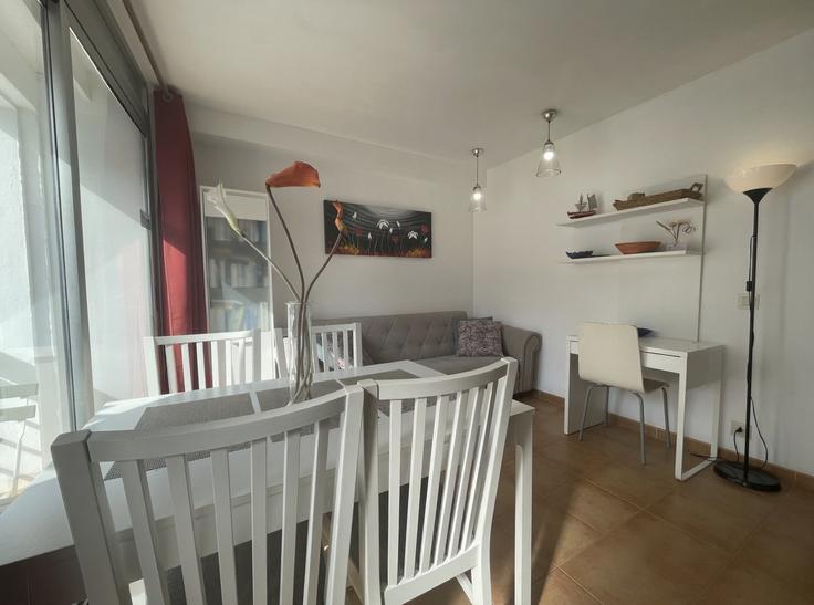 Port de Pollença, Port de Pollença에 위치한 Building Carrer de Formentor - mallorca-north-villas-houses-apartments - 1366473 유닛의 세련된 인테리어가 돋보이는 거실