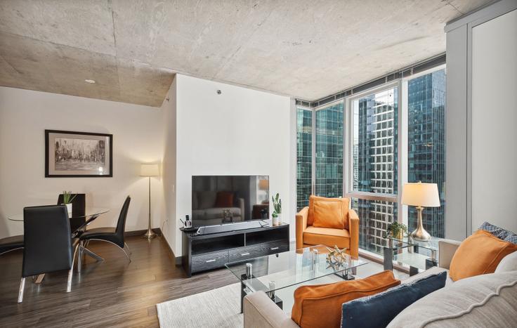ChicagoChicago의 West Wacker Drive(1028852P)에 위치한 1베드룸 풀퍼니시드 아파트 - 사진1 ChicagoChicago의 West Wacker Drive(1028852P)에 위치한 1베드룸 풀퍼니시드 아파트 - 사진1