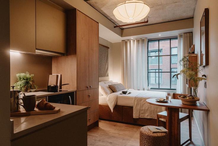 City of Westminster, London에 위치한 Building Woodfield Road - mason-fifth-westbourne-park - 1351838 아파트의 세련된 인테리어가 돋보이는 거실 City of Westminster, London에 위치한 Building Woodfield Road - mason-fifth-westbourne-park - 1351838 아파트의 세련된 인테리어가 돋보이는 거실