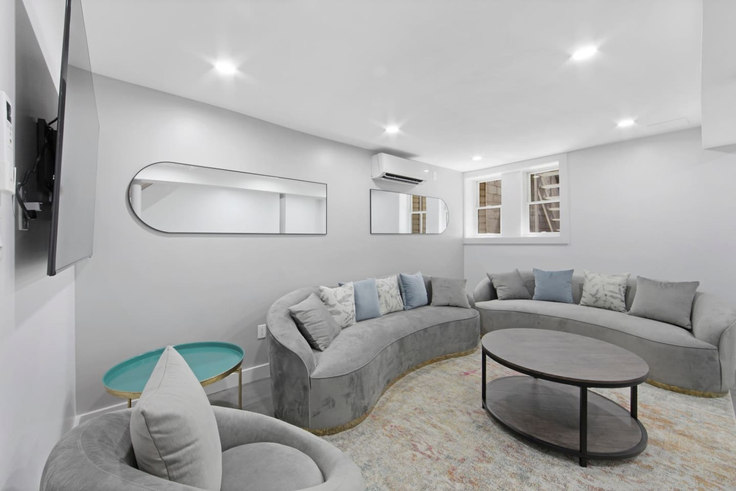 Blueground West 182nd Street — 4 bed