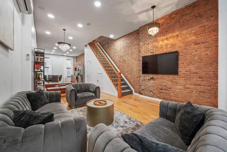 Manhattan, New York에 위치한 Building Pleasant Avenue - max - 1316446 - NYC 아파트의 세련된 인테리어가 돋보이는 거실