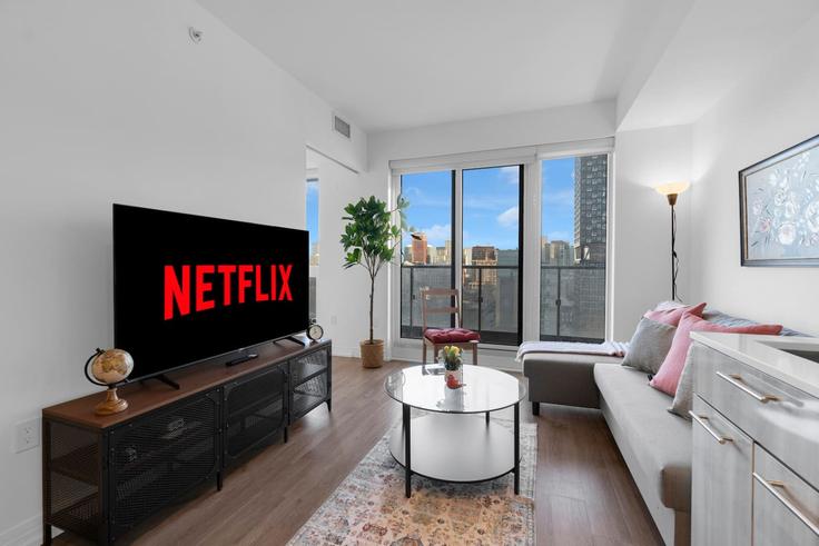 Old Toronto, Toronto에 위치한 Building Jarvis Street - maxima-properties - 1403790 유닛의 세련된 인테리어가 돋보이는 거실