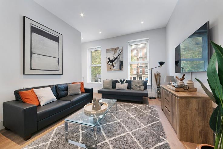 Elegantly designed living room with modern furnishings in an apartment at Building Argyle Square - mayfair-stays - 1468490 in London Borough of Camden, London