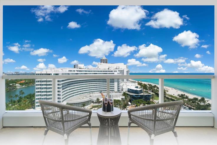 1 quarto mobiliado em apartamentos em Collins Avenue 1325632P, Miami Beach, Miami Beach, foto 1 1 quarto mobiliado em apartamentos em Collins Avenue 1325632P, Miami Beach, Miami Beach, foto 1