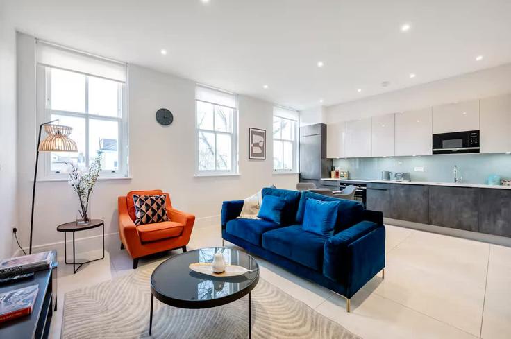 London Borough of Islington, London에 위치한 Building Hungerford Road - meadoluxuryrentals - 1317415 아파트의 세련된 인테리어가 돋보이는 거실