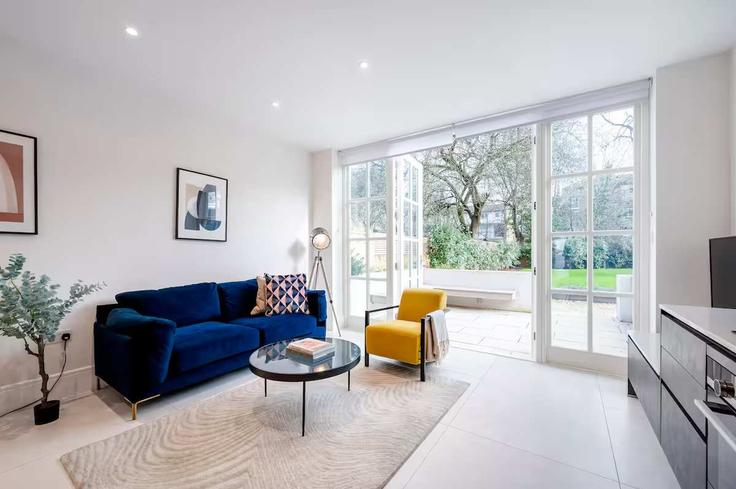 London Borough of Islington, London에 위치한 Building Hungerford Road - meadoluxuryrentals - 1317421 아파트의 세련된 인테리어가 돋보이는 거실