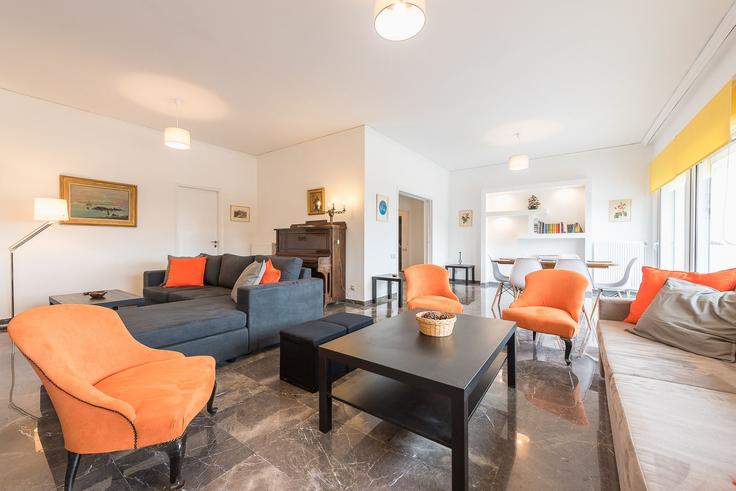 Building Anapiron Polemou - meno-property-management - 1257456 - ATH adresindeki bir dairede modern mobilyalarla zarif bir şekilde tasarlanmış oturma odası Central Athens, Athens