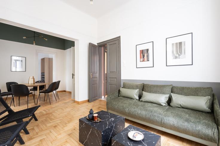 Central Athens, Athens에 위치한 Building Karatza - meno-property-management - 1257449 - ATH 아파트의 세련된 인테리어가 돋보이는 거실