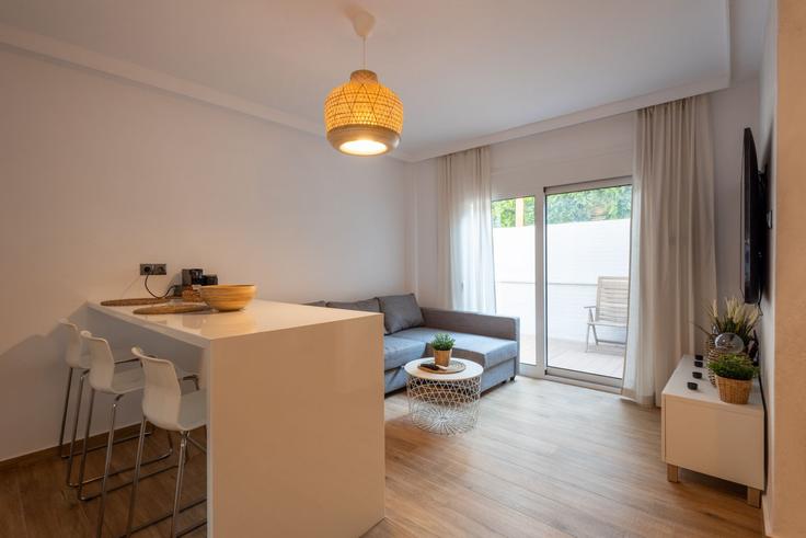 North Athens, Athens에 위치한 Building Stratigou Tompra - meno-property-management - 1257450 - ATH 아파트의 세련된 인테리어가 돋보이는 거실 North Athens, Athens에 위치한 Building Stratigou Tompra - meno-property-management - 1257450 - ATH 아파트의 세련된 인테리어가 돋보이는 거실