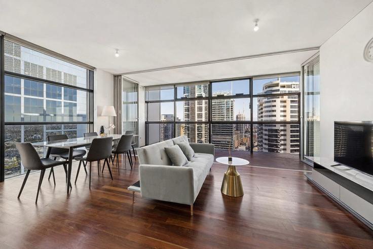 Sydney, Sydney에 위치한 Building Sussex Street - metawise-bnb - 1625751 유닛의 세련된 인테리어가 돋보이는 거실 Sydney, Sydney에 위치한 Building Sussex Street - metawise-bnb - 1625751 유닛의 세련된 인테리어가 돋보이는 거실
