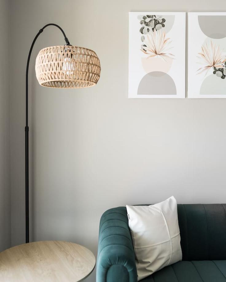 Elegante sala de estar con mobiliario moderno en un apartamento en Building Sunset Way - mgm-properties - 1228653 - USA en Whitestown, Whitestown Elegante sala de estar con mobiliario moderno en un apartamento en Building Sunset Way - mgm-properties - 1228653 - USA en Whitestown, Whitestown