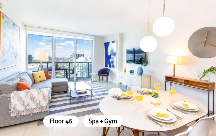 Miami MiamiのBuilding Brickell Avenue - miami-vacation-rentals - 1240498 - MIAのアパートメントにある、モダンな家具を備えたエレガントなデザインのリビングルーム