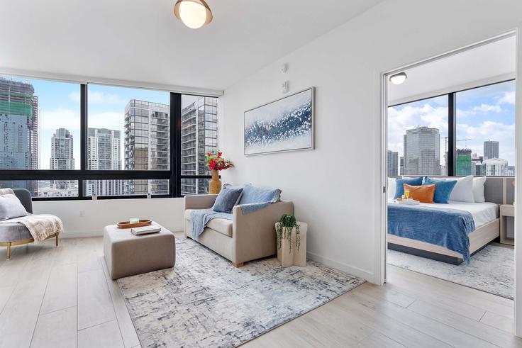 Miami, Miami에 위치한 Building North Miami Avenue - miami-vacation-rentals - 1524592 유닛의 세련된 인테리어가 돋보이는 거실