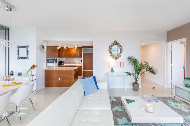 Miami, Miami에 위치한 Building Brickell Avenue - miami-vacation-rentals - 1240511 - MIA 유닛의 세련된 인테리어가 돋보이는 거실 Miami, Miami에 위치한 Building Brickell Avenue - miami-vacation-rentals - 1240511 - MIA 유닛의 세련된 인테리어가 돋보이는 거실