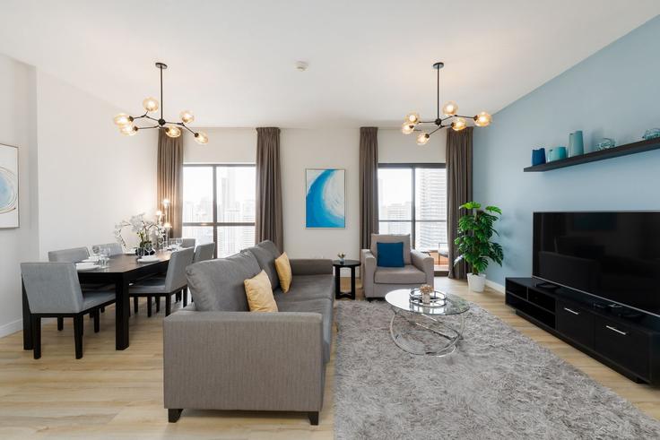 Building Al Sayorah Street - mint-stay-homes-rental-llc - 1296459 - DXB adresindeki bir dairede modern mobilyalarla zarif bir şekilde tasarlanmış oturma odası Dubai Marina, Dubai Building Al Sayorah Street - mint-stay-homes-rental-llc - 1296459 - DXB adresindeki bir dairede modern mobilyalarla zarif bir şekilde tasarlanmış oturma odası Dubai Marina, Dubai