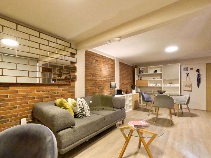 Mexico City, Mexico City에 위치한 Building Avenida Francisco Sosa - mizonalodging - 1031575 - MEX 유닛의 세련된 인테리어가 돋보이는 거실 Mexico City, Mexico City에 위치한 Building Avenida Francisco Sosa - mizonalodging - 1031575 - MEX 유닛의 세련된 인테리어가 돋보이는 거실
