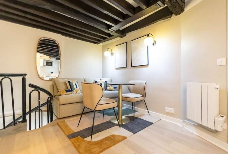 11th arrondissement, Paris에 위치한 Building Boulevard Beaumarchais - montaigne - 1520299 유닛의 세련된 인테리어가 돋보이는 거실