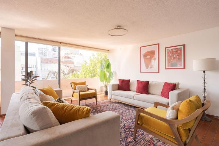 Salle de séjour élégante avec mobilier moderne dans un appartement à Building Culiacan 43 - mr-wmain - 1493300 à Mexico City, Mexico City