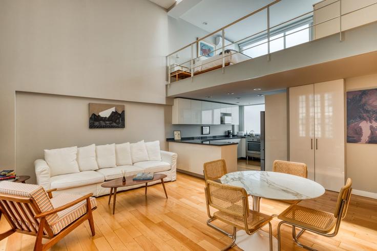 Salle de séjour élégante avec mobilier moderne dans un appartement à Building Tonalá - mr-wmain - 1493299 à Mexico City, Mexico City