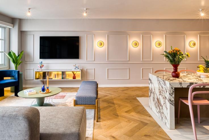 Elegant gestaltetes Wohnzimmer mit moderner Einrichtung in einer Wohnung im Building Ámsterdam 210 - mr-wmain - 1493282 in Mexico City, Mexico City Elegant gestaltetes Wohnzimmer mit moderner Einrichtung in einer Wohnung im Building Ámsterdam 210 - mr-wmain - 1493282 in Mexico City, Mexico City