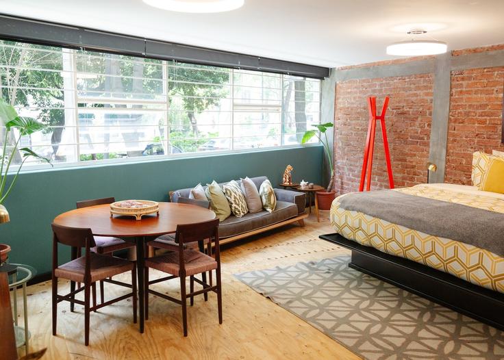 Sala de estar elegantemente projetada com móveis modernos em um apartamento no Building Avenida Veracruz 26 - mr-wmain - 1493267 em Mexico City, Mexico City