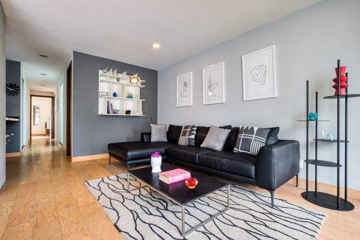 Mexico City, Mexico City에 위치한 Building Hamburgo 14 - mr-wmain - 1493178 유닛의 세련된 인테리어가 돋보이는 거실