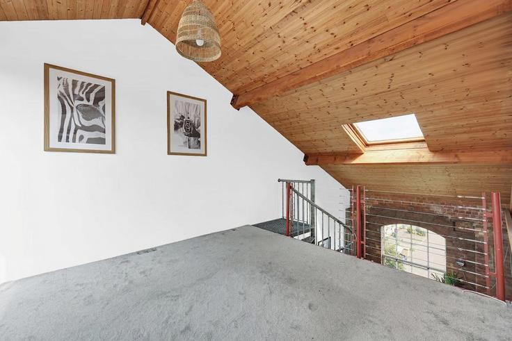 Salle de séjour élégante avec mobilier moderne dans un appartement à Building Morris Road - murraystays - 1039354 à London Borough of Tower Hamlets, London