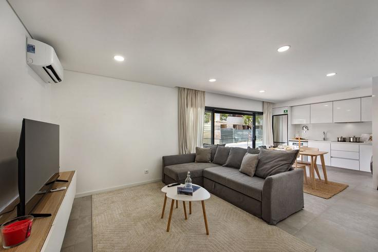 Building Largo da República - my-choice-algarve - 1363497 adresindeki bir dairede modern mobilyalarla zarif bir şekilde tasarlanmış oturma odası Conceição de Tavira, Tavira Building Largo da República - my-choice-algarve - 1363497 adresindeki bir dairede modern mobilyalarla zarif bir şekilde tasarlanmış oturma odası Conceição de Tavira, Tavira