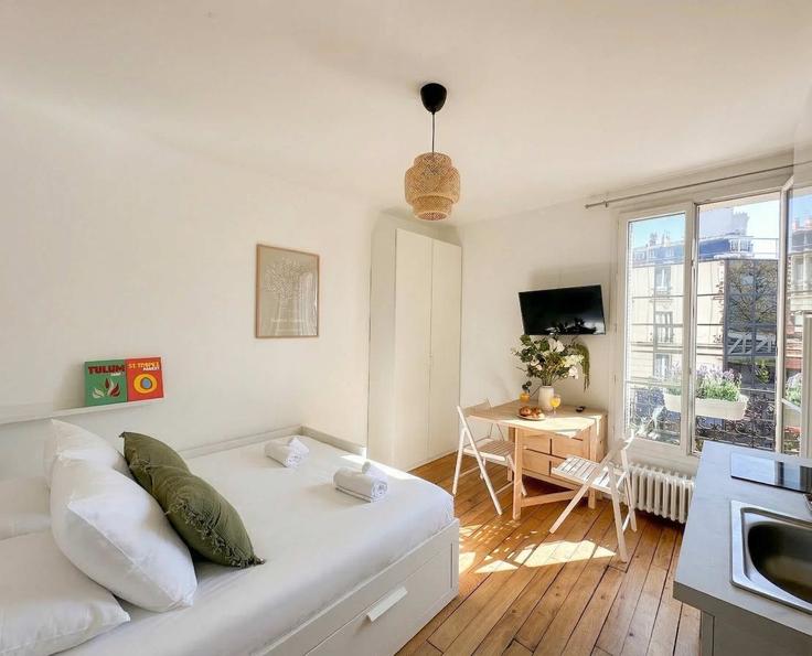 Salle de séjour élégante avec mobilier moderne dans un appartement à Building Rue Dupleix - my-suite-paris - 1508881 à 15th arrondissement, Paris Salle de séjour élégante avec mobilier moderne dans un appartement à Building Rue Dupleix - my-suite-paris - 1508881 à 15th arrondissement, Paris