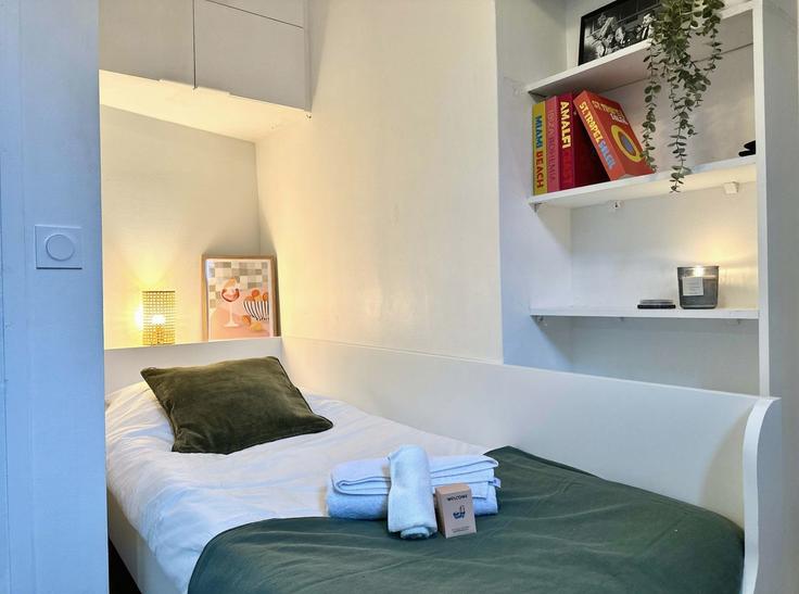 1 bedroom furnished apartment in Rue Dupleix 1388277P, 15th arrondissement, Paris, photo 1