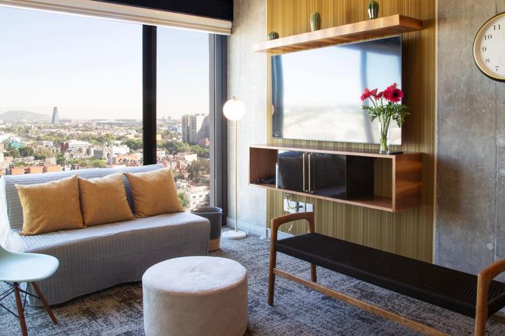 Mexico City, Mexico City 소재 Building Avenida Marina Nacional - myla-stays - 1356966 유닛에 마련된, 현대적인 가구로 꾸며진 우아한 디자인의 거실